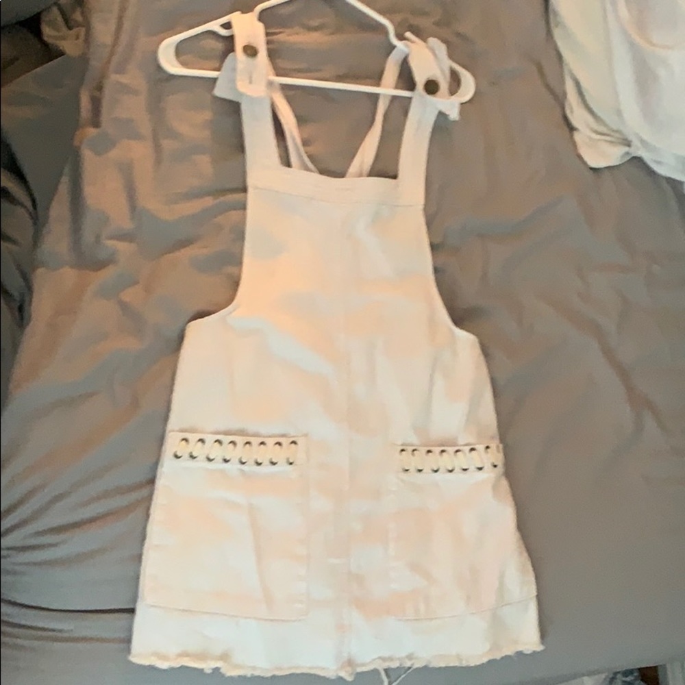 Overall dress